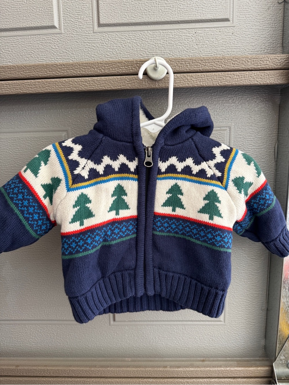 Hanna Andersson Navy Hooded Sweater with Green Tree Motif and White Accents